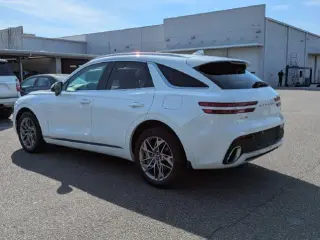 Genesis GV70 2025 AWD 2.5T Standard 4dr SUV