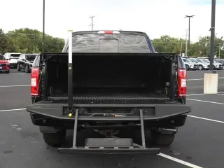 Ford F-150 2019 4x4 XLT 4dr SuperCrew 5.5 ft. SB