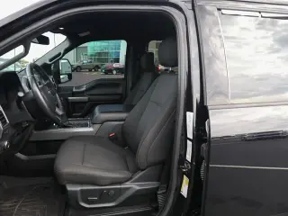 Ford F-150 2019 4x4 XLT 4dr SuperCrew 5.5 ft. SB