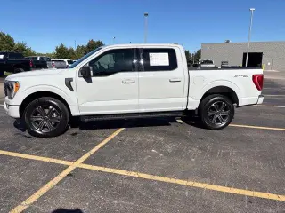 Ford F-150 2023 4x4 XLT 4dr SuperCrew 5.5 ft. SB