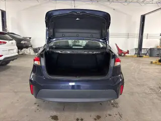 Toyota Corolla 2024 LE Sedán 4 puertas
