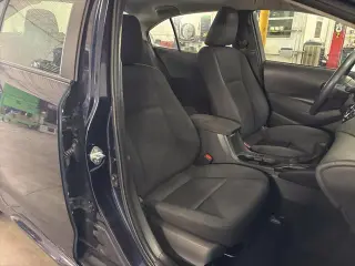 Toyota Corolla 2024 LE Sedán 4 puertas