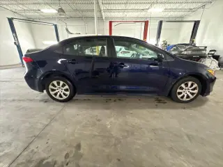 Toyota Corolla 2024 LE Sedán 4 puertas