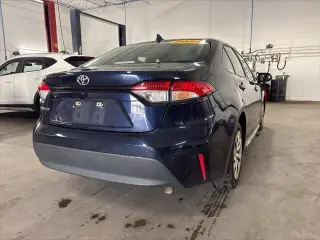 Toyota Corolla 2024 LE Sedán 4 puertas