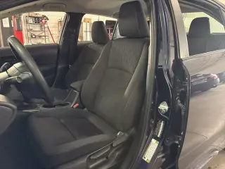 Toyota Corolla 2024 LE Sedán 4 puertas