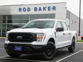 Ford F-150 2021 4x4 XL 4dr SuperCrew con cabina de 5.5 pies de largo