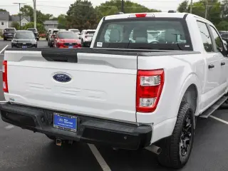 Ford F-150 2021 4x4 XL 4dr SuperCrew con cabina de 5.5 pies de largo
