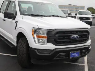 Ford F-150 2021 4x4 XL 4dr SuperCrew con cabina de 5.5 pies de largo