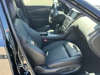 INFINITI Q50 2023 Red Sport 400 4dr Sedán