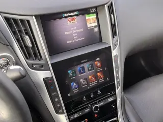 INFINITI Q50 2023 Lujo 4dr Sedán