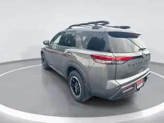 Nissan Pathfinder 2024 AWD Rock Creek 4dr SUV