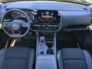 Nissan Pathfinder 2025 AWD Rock Creek 4dr SUV