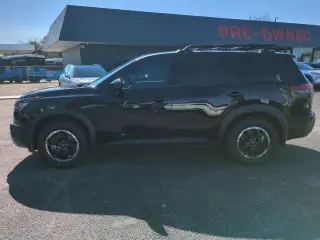 Nissan Pathfinder 2025 AWD Rock Creek 4dr SUV