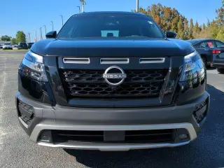 Nissan Pathfinder 2025 AWD Rock Creek 4dr SUV