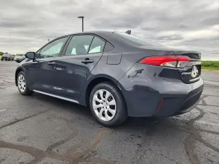 Toyota Corolla 2024 LE 4dr Sedán