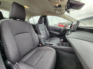 Toyota Corolla 2024 LE 4dr Sedán