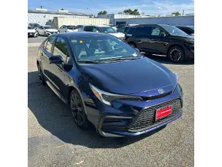 Toyota Corolla 2024 XSE 4dr Sedán
