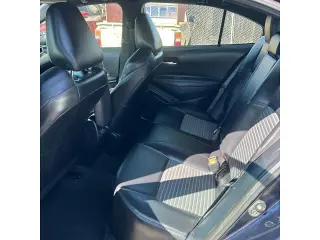 Toyota Corolla 2024 XSE 4dr Sedán
