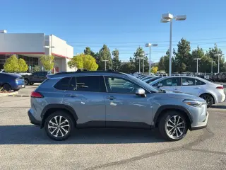 Toyota Corolla Cross 2024 AWD XLE 4dr Crossover