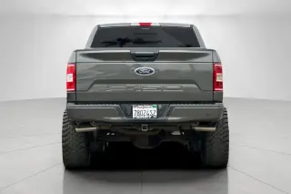 Ford F-150 2018 4x4 XLT 4dr SuperCrew 5.5 ft. SB