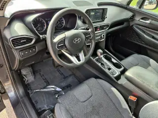 Hyundai Santa Fe 2020 con tracción en las fouraz SE 4dr Crossover