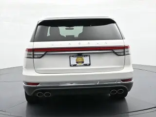 Lincoln Aviator 2022 AWD Reserve 4dr SUV