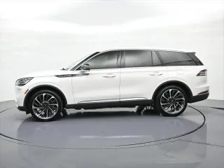 Lincoln Aviator 2022 AWD Reserve 4dr SUV