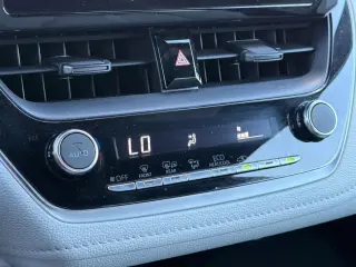 Toyota Corolla 2025 SE 4dr Sedán