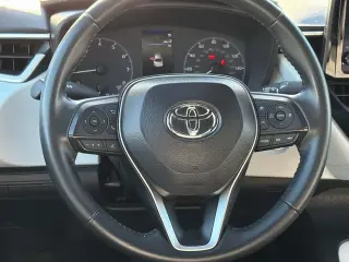 Toyota Corolla 2025 SE 4dr Sedán
