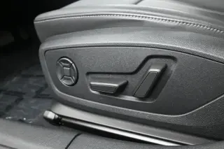 Audi A3 2025 AWD quattro Premium 40 TFSI 4dr Sedán