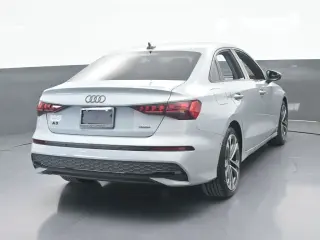 Audi A3 2025 AWD quattro Premium 40 TFSI 4dr Sedán