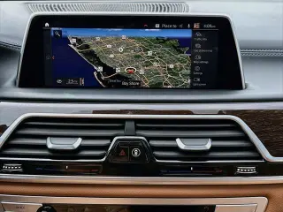 BMW Serie 7 2021 AWD 750i xDrive 4dr Sedán