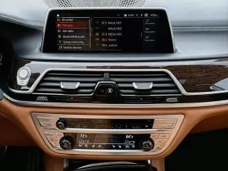 BMW Serie 7 2021 AWD 750i xDrive 4dr Sedán