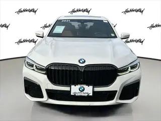 BMW Serie 7 2021 AWD 750i xDrive 4dr Sedán