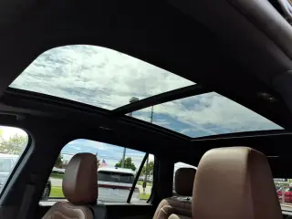 Lincoln Aviator 2023 AWD Reserve 4dr SUV