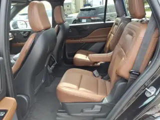 Lincoln Aviator 2023 AWD Reserve 4dr SUV