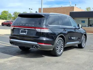 Lincoln Aviator 2023 AWD Reserve 4dr SUV
