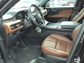 Lincoln Aviator 2023 AWD Reserve 4dr SUV