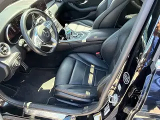 Mercedes-Benz Clase C 2021 C 300 Sedán de 4 puertas