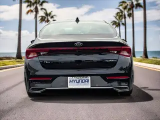 Kia K5 2021 LXS 4dr Sedán