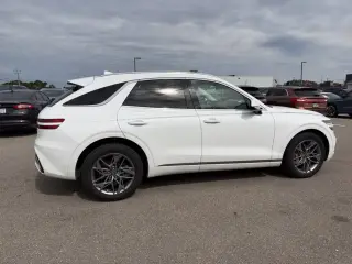 Genesis GV70 2025 AWD 2.5T Standard SUV 4 puertas