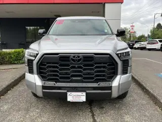 Toyota Tundra 2024 4x4 Limited 4dr CrewMax Cab Pickup LB