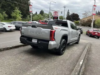 Toyota Tundra 2024 4x4 Limited 4dr CrewMax Cab Pickup LB