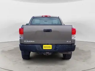 Toyota Tundra 2013 4x4 Grado 4dr Doble Cabina Pickup SB (4.6L V8)