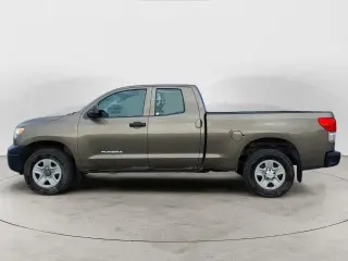 Toyota Tundra 2013 4x4 Grado 4dr Doble Cabina Pickup SB (4.6L V8)