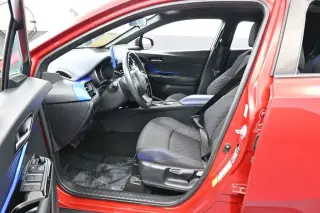 Toyota C-HR 2021 LE 4dr Crossover