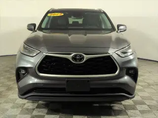 Toyota Highlander 2022 AWD XLE 4dr SUV