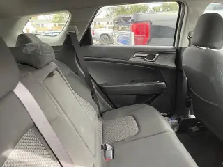 Kia Sportage Hybrid 2023 AWD LX 4dr SUV