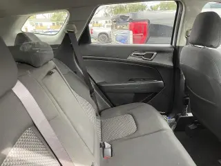 Kia Sportage Hybrid 2023 AWD LX 4dr SUV