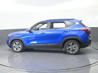 Kia Seltos 2024 S 4dr SUV